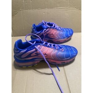 Nike Air Max Plus Size 5.5YBlue &‎ Pink Athletic Running Shoes Sneakers EUC